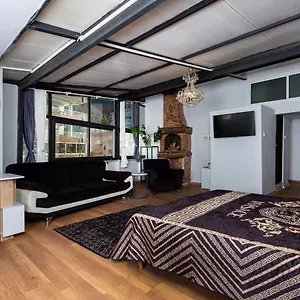 Otel 8 House Balçova