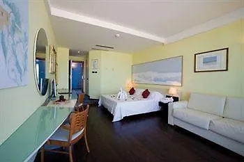 Hotel Kursaal - Fronte Mare Con Piscina