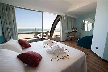 Hotel Kursaal - Fronte Mare Con Piscina